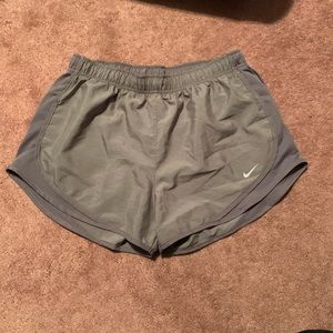 Nike Tempo Short